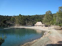 Playa y Bahía de Rusia, Poros