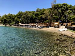 Playa Neorio, Poros